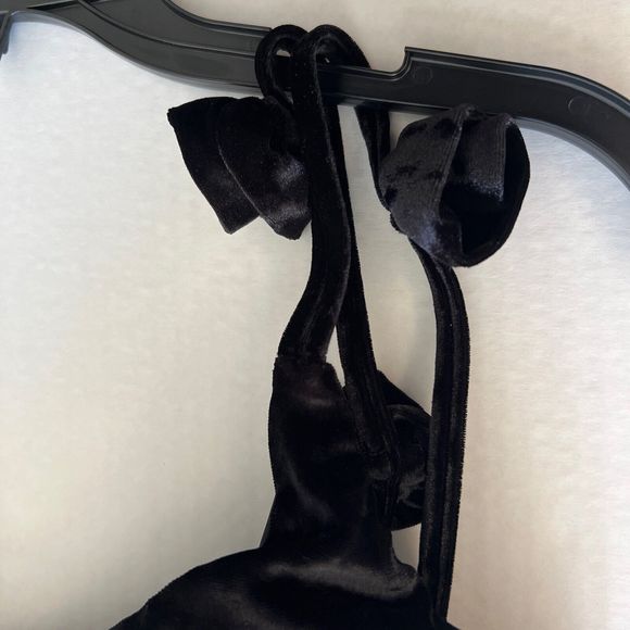 Something Navy Women’s Sz XXL Black Velvet Floral Strap One Piece Swimsuit - Picture 8 of 12